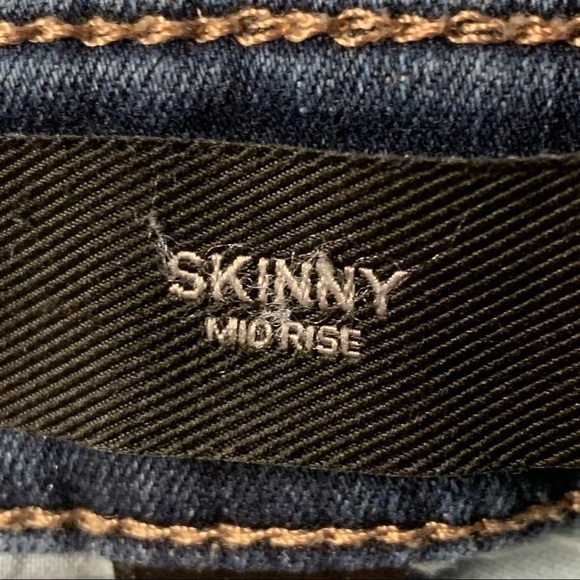 ✅HOST Pick✅ Express Skinny Jeans, Size 4R - Picture 6 of 8